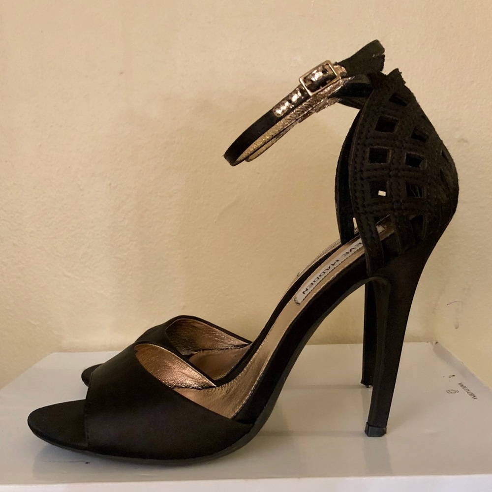 Steve Madden 4 1/4 inch heeled stilletto